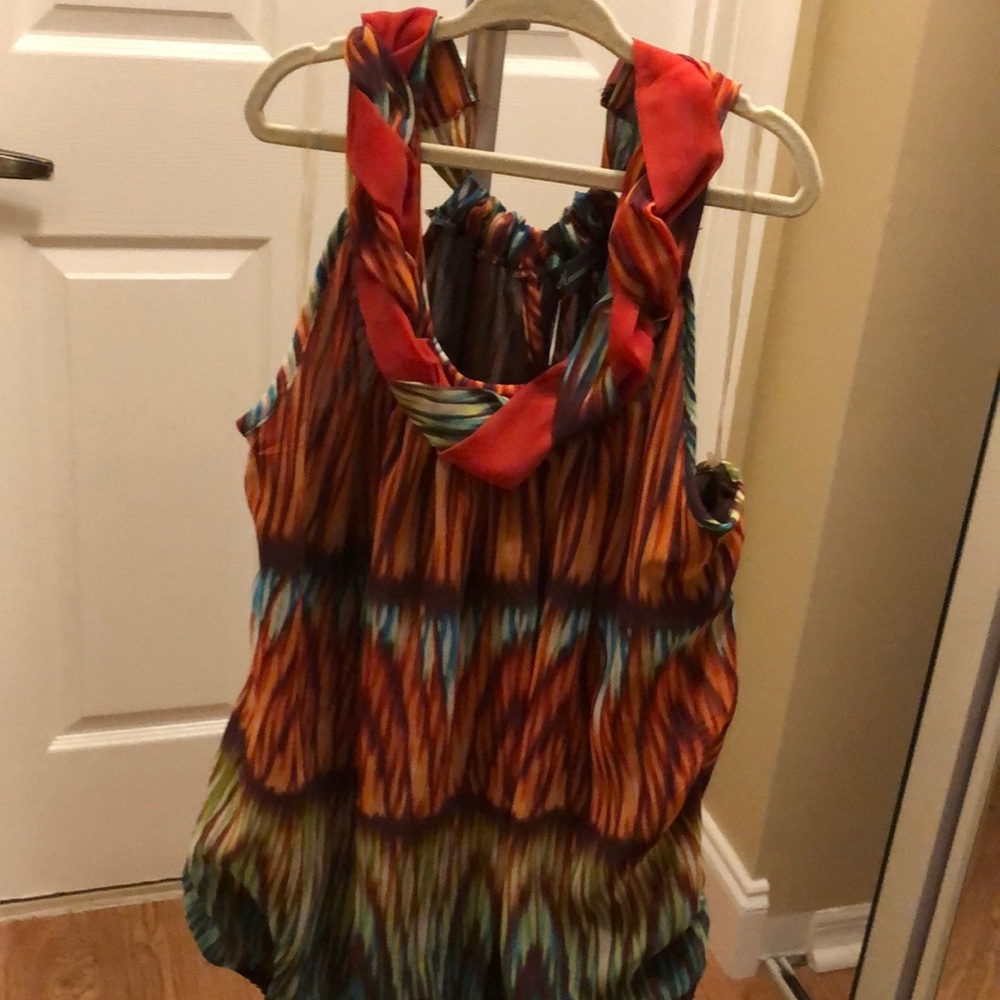 Colorful sleeveless tank top